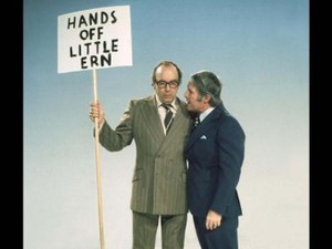 Morecambe_and_wise2