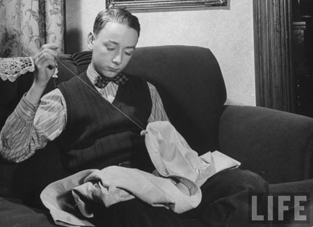 Man-sewing-life Man-sewing-life